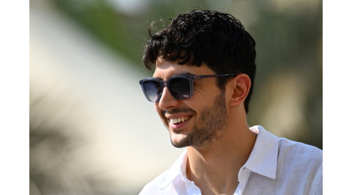 ESTEBAN OCON PRÉSENT POUR LA PREMIÈRE FOIS ! AU KENNOL RAND PRIX DE FRANCE HISTORIQUE !
