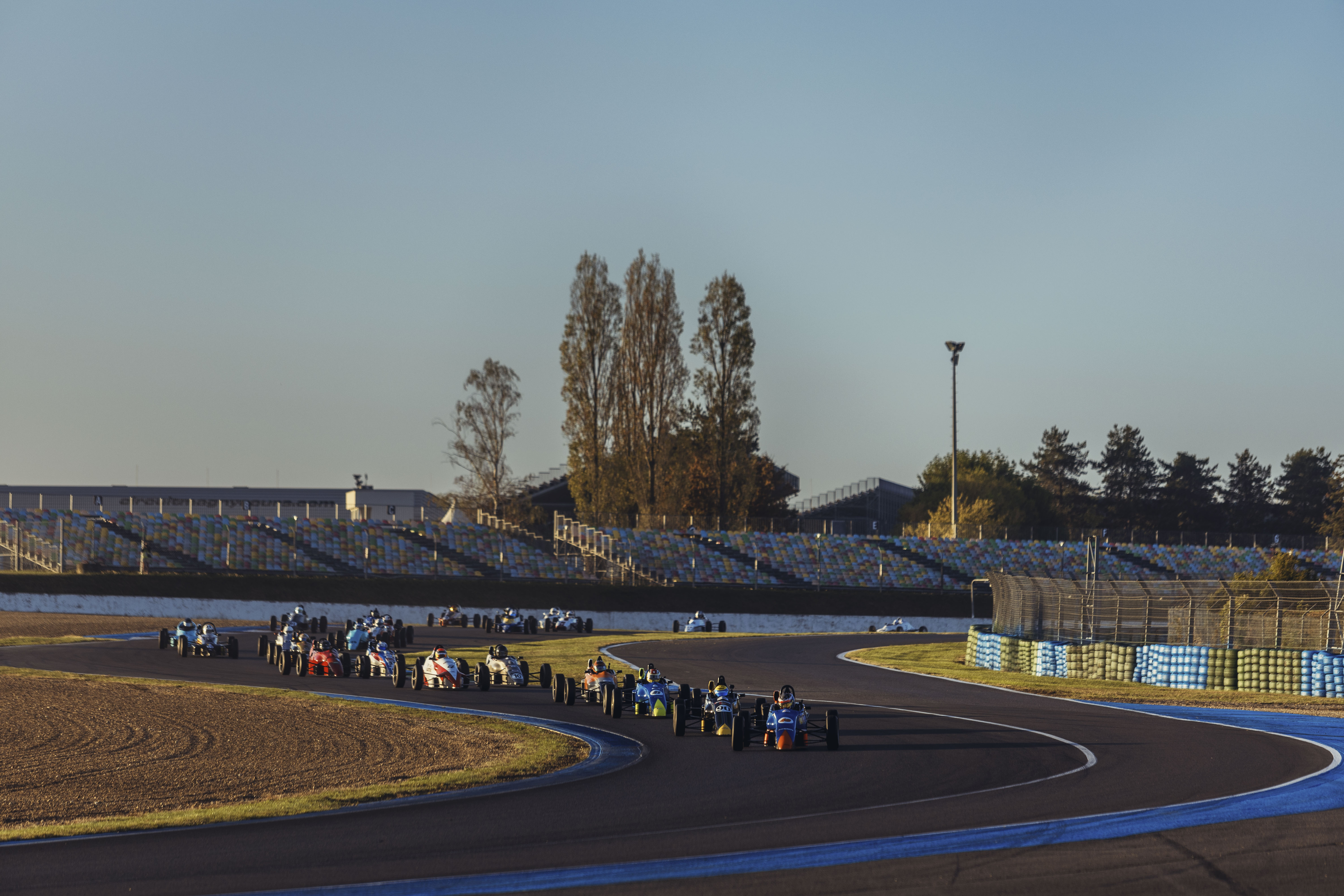 HISTORIC TOUR MAGNY-COURS | LE DIMANCHE